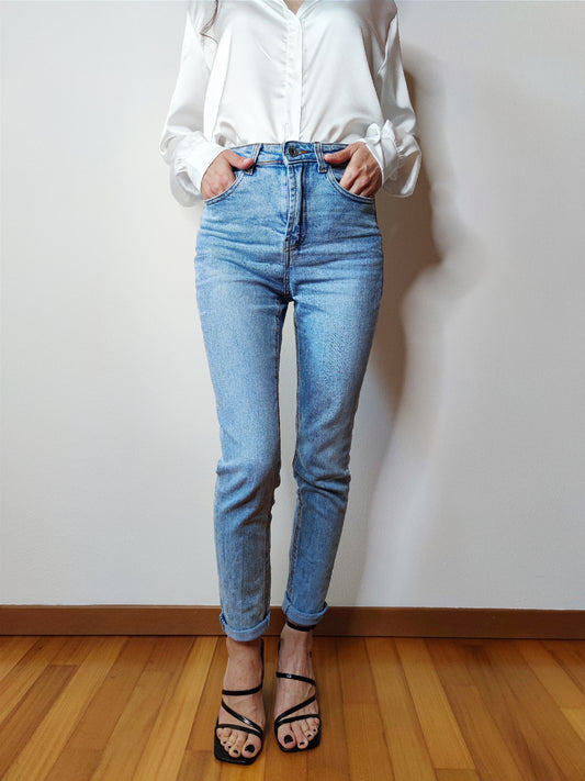 Jeans slim a vita alta