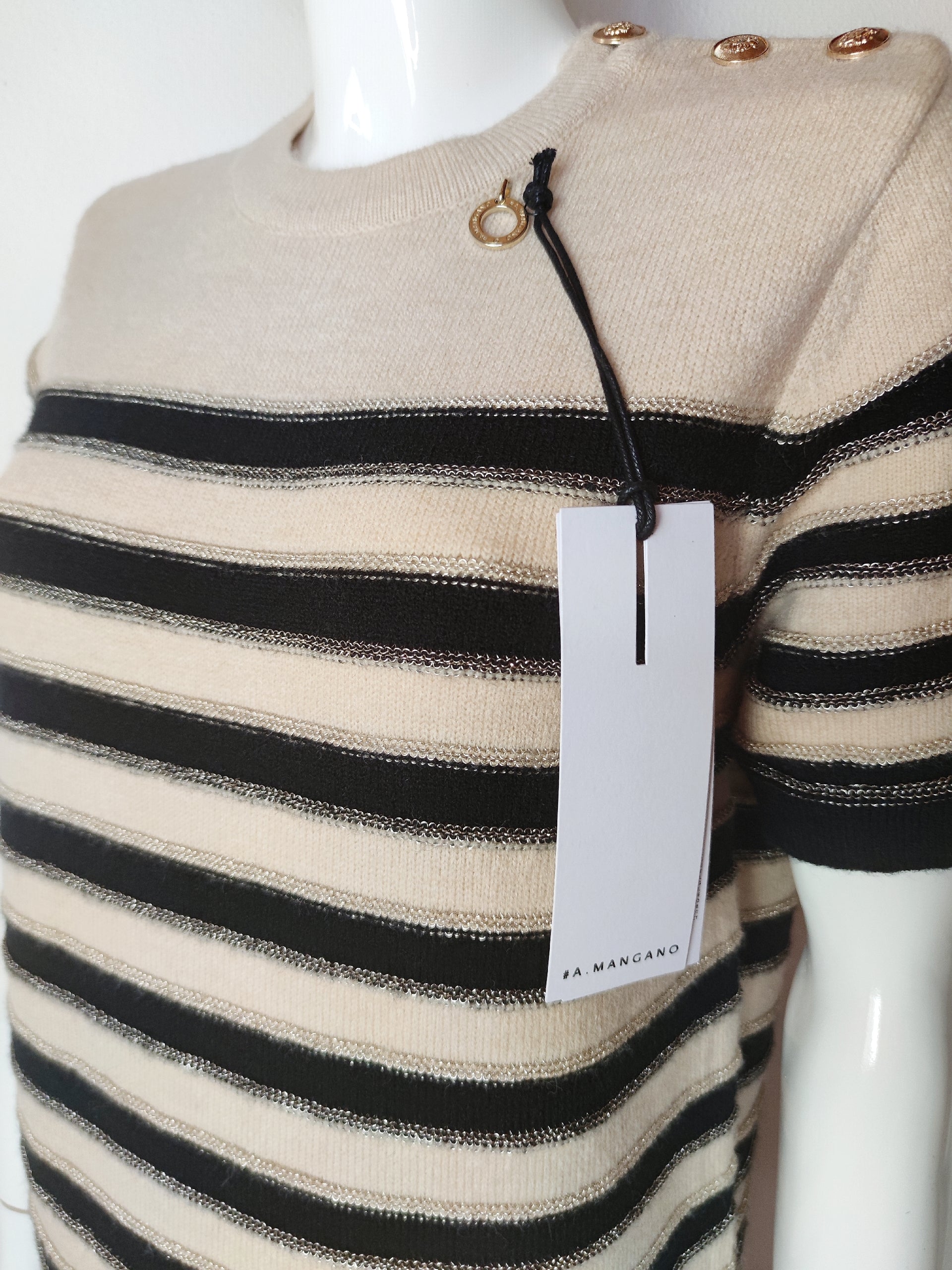 Abito in maglia a righe manica corta