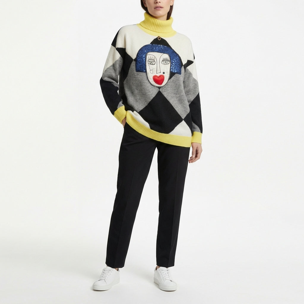 Maglione dolcevita faccia oversize