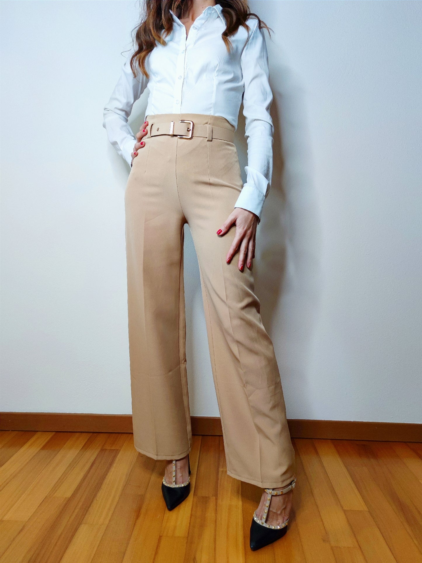 Pantalone cammello con cintura