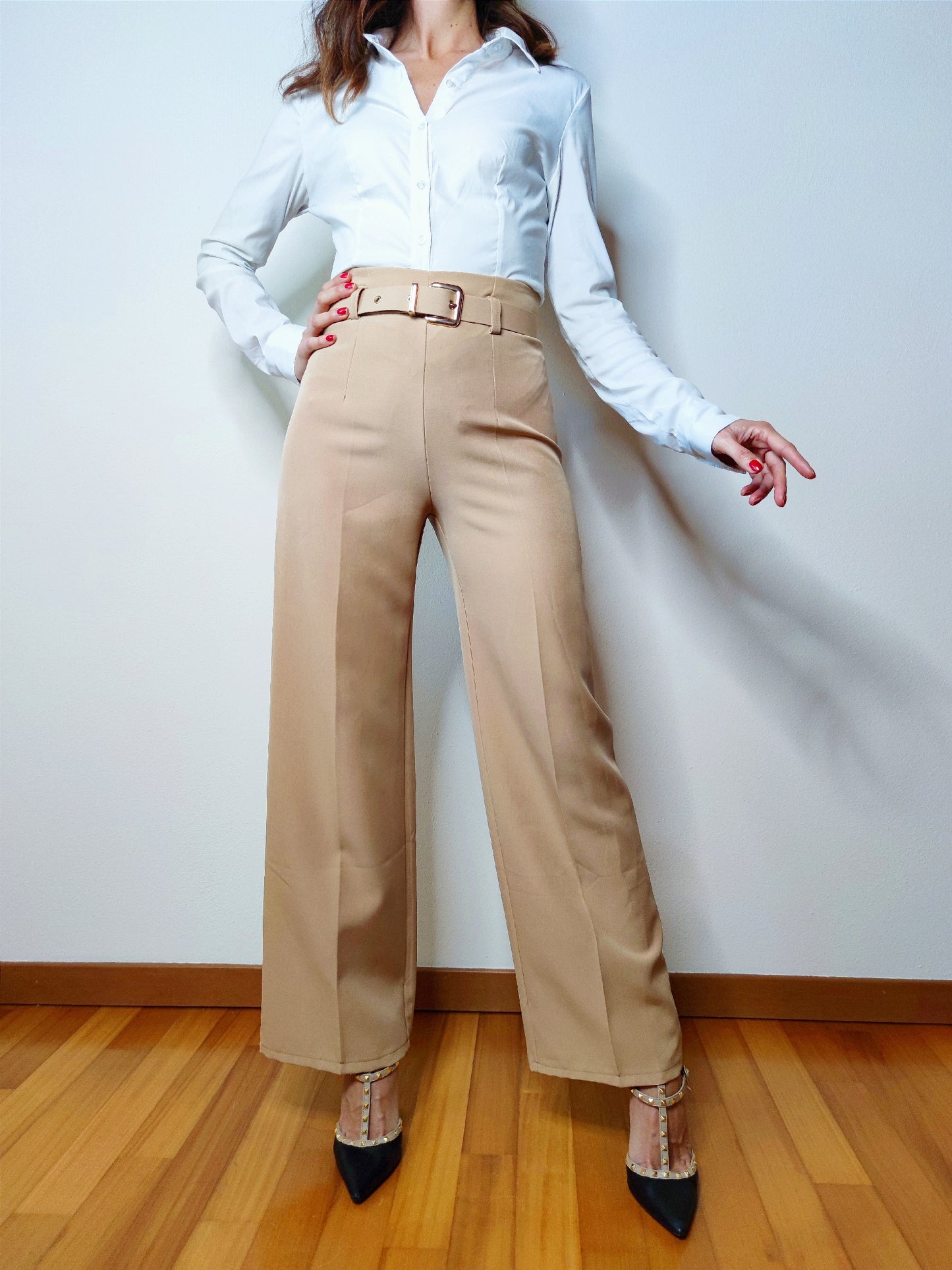 Pantalone cammello con cintura